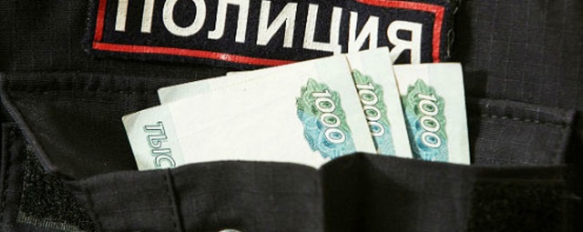 В Ростовской области офицера ОБЭП заподозрили в вымогательстве и получении взятки